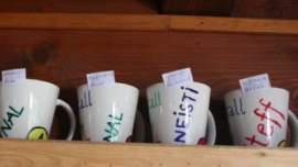 Als Preis für jeden gab es Tassen mit Namen - auch Handmade, dieses mal von Heidi!