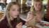Xenia und Sophie schmeckt es sichtlich!