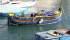 Man beachte das Rettungsboot.