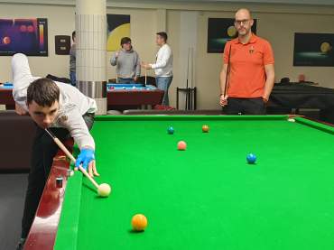 Tobi sowohl im Carambol als auch im Snooker unschlagbar!