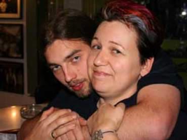 Johnny sichtlich niedergeschlagen, Heidi hat nun leicht lachen!!!