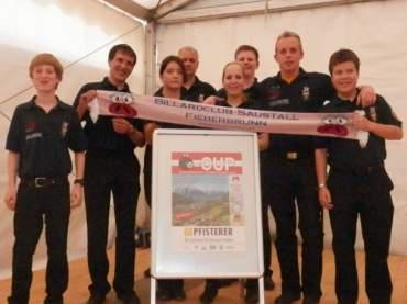 Unsere Spieler beim Ö-Cup mit Clubschal
