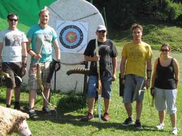 Die 5 Bogenschießer des Vorstandes
