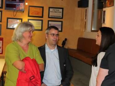 Nette Unterhaltung zwischen Andrea (Mutter von Marion), Barni und Marion!