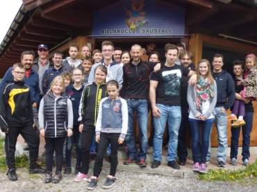 Mit 17 Erwachsene und 11 Jugendliche war das Turnier bestens besetzt!