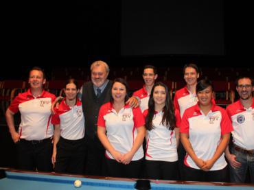 Das Tiroler Team mit Mike Massey