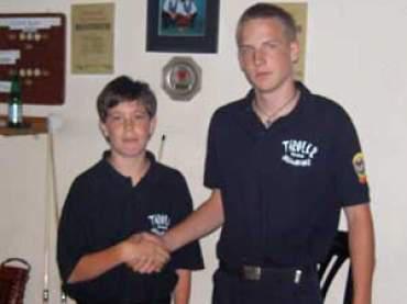 hier die beiden Finalisten im 8er Ball Knirpse, Maxi und Simon