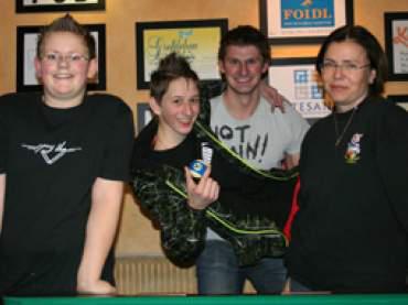 10er Ball v.l.: Clemens (3.), Markus (1.), Mani (2.), Birgit (3.);